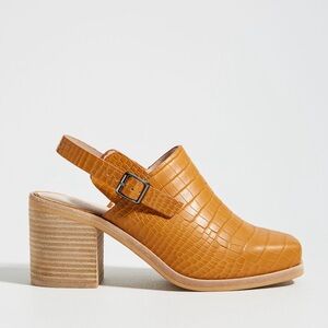 slingback heeled clogs